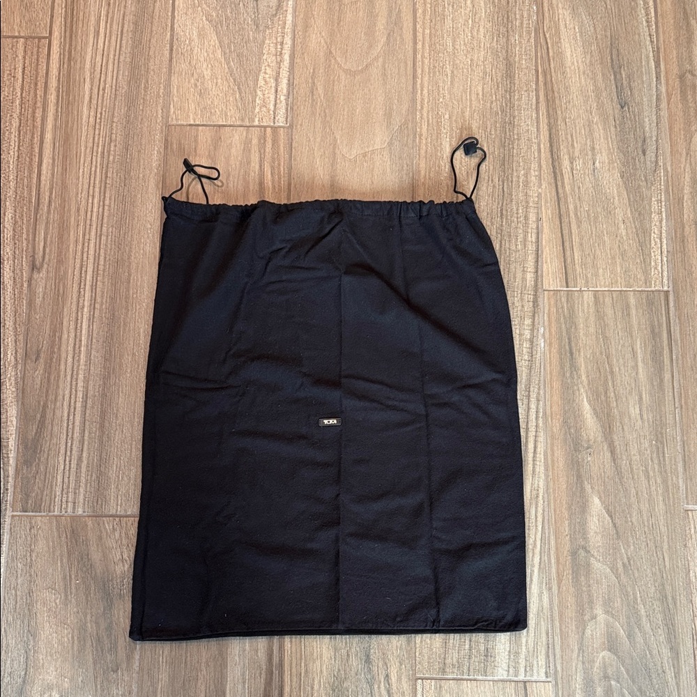 TUMI Black Drawstring duster/laundry bag 23x27